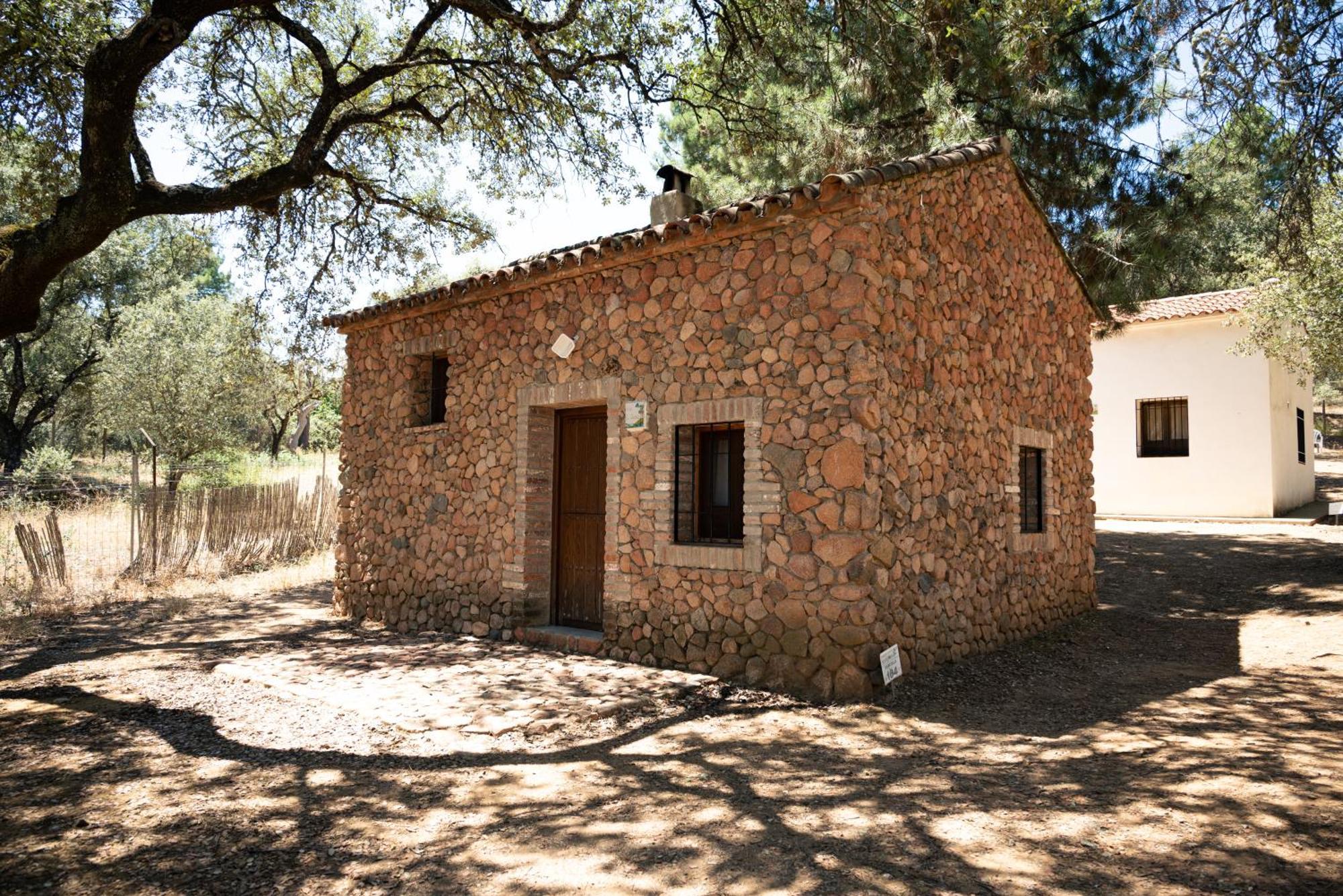 Bungalows Camping Jimmy Jones Villaviciosa de Córdoba Exteriör bild